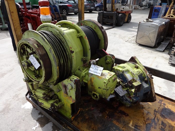 Winch for PH crane