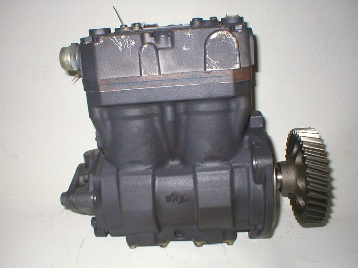 Knorr Bremse LP 4857 air brake compressor