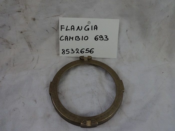 Flange for gearbox 693