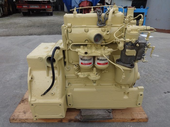 David Brown 3 cylinders engine