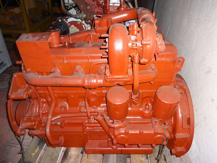 Iveco 8060.25*600 engine