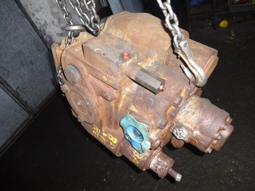 Sauer-Sundstrand 26-7010 hydraulic pump