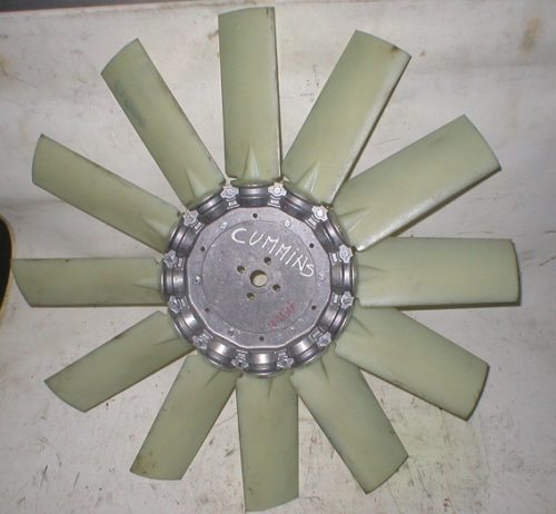Cummins C8.3-C radiator fan