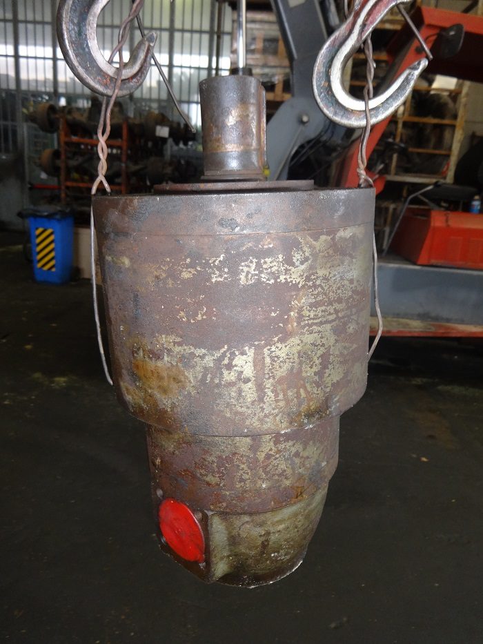 Used hydraulic motor