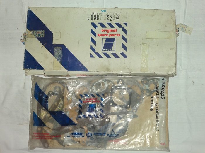 Iveco 1900425 engine full gasket set