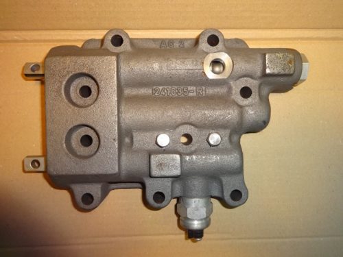 Clark 241636 valve housing