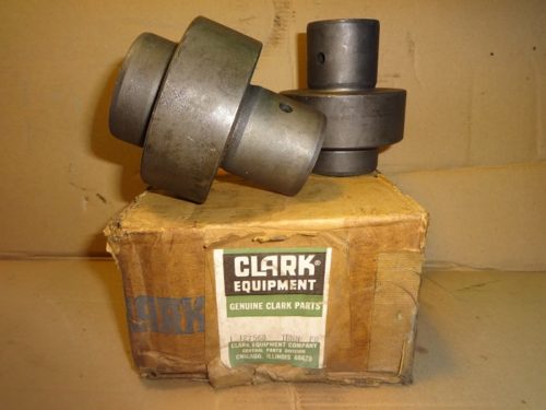 Clark 127568 steer trunnion