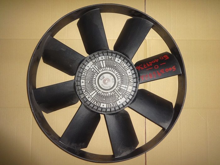 Iveco 504029736 radiator fan