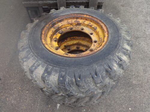 tyres 10.5 r18 for backhoe