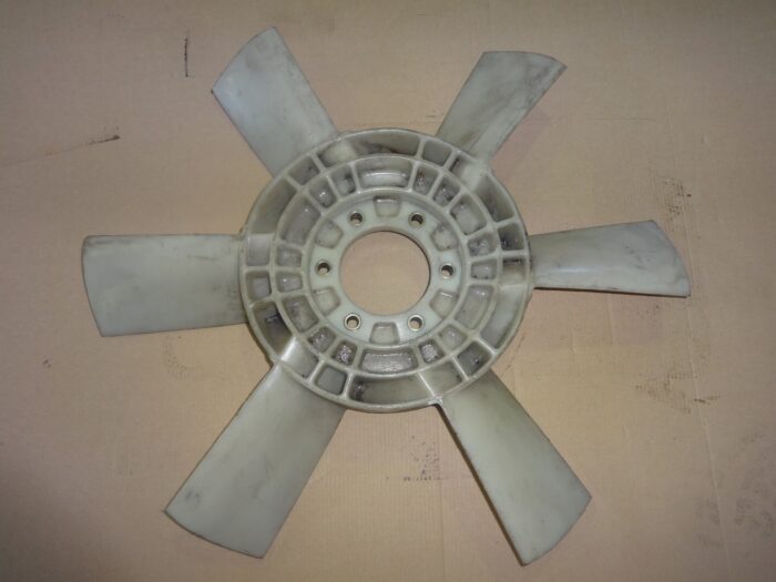 iveco 4701368 fan