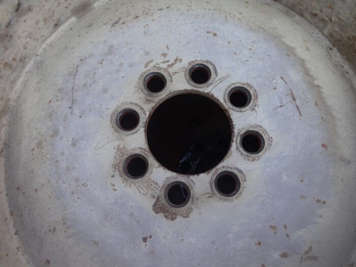 pneumatico 16.9r28 per terna