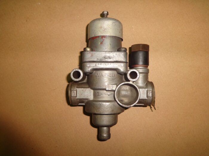 regolatore wabco 9753005500