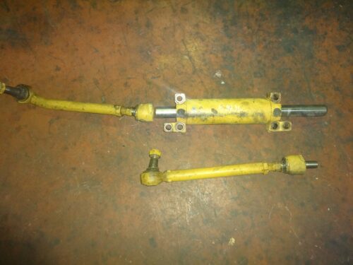 carraro 147658 steering cylinder