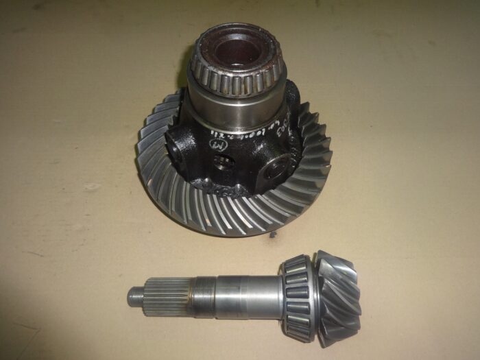 spicer 11/34 bevel gear