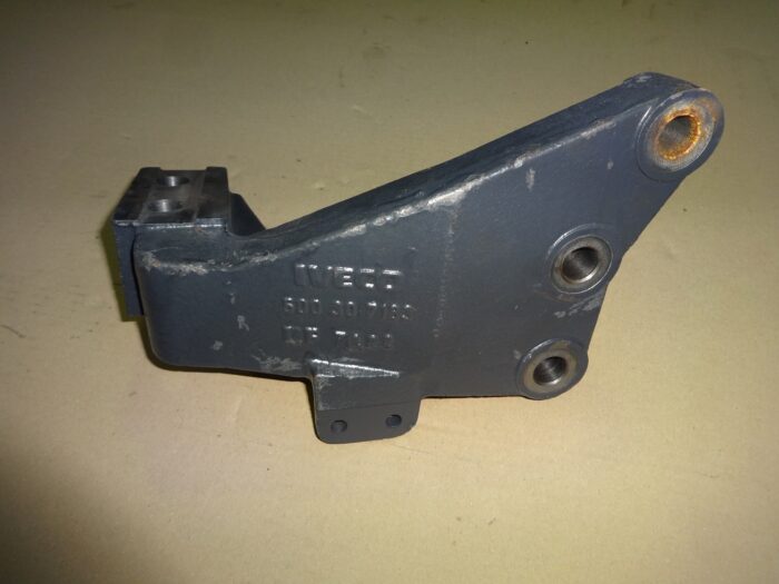 supporto motore iveco cursor