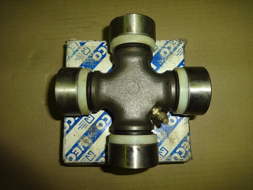 iveco 4686732 universal joint