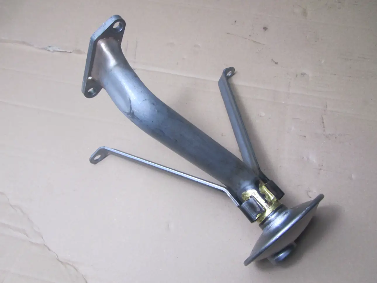 iveco 504388529 suction strainer iveco 504388529 suction strainer